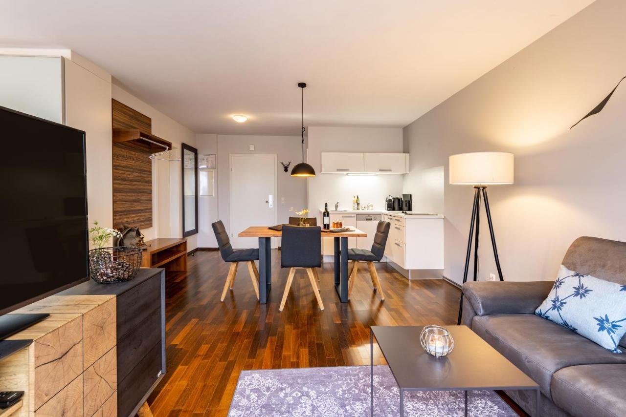 Der Sonnberg Alpinlodges - Apartments Mit Seeblick, Privater Sauna Und Self Check-In Zell am See Exteriör bild