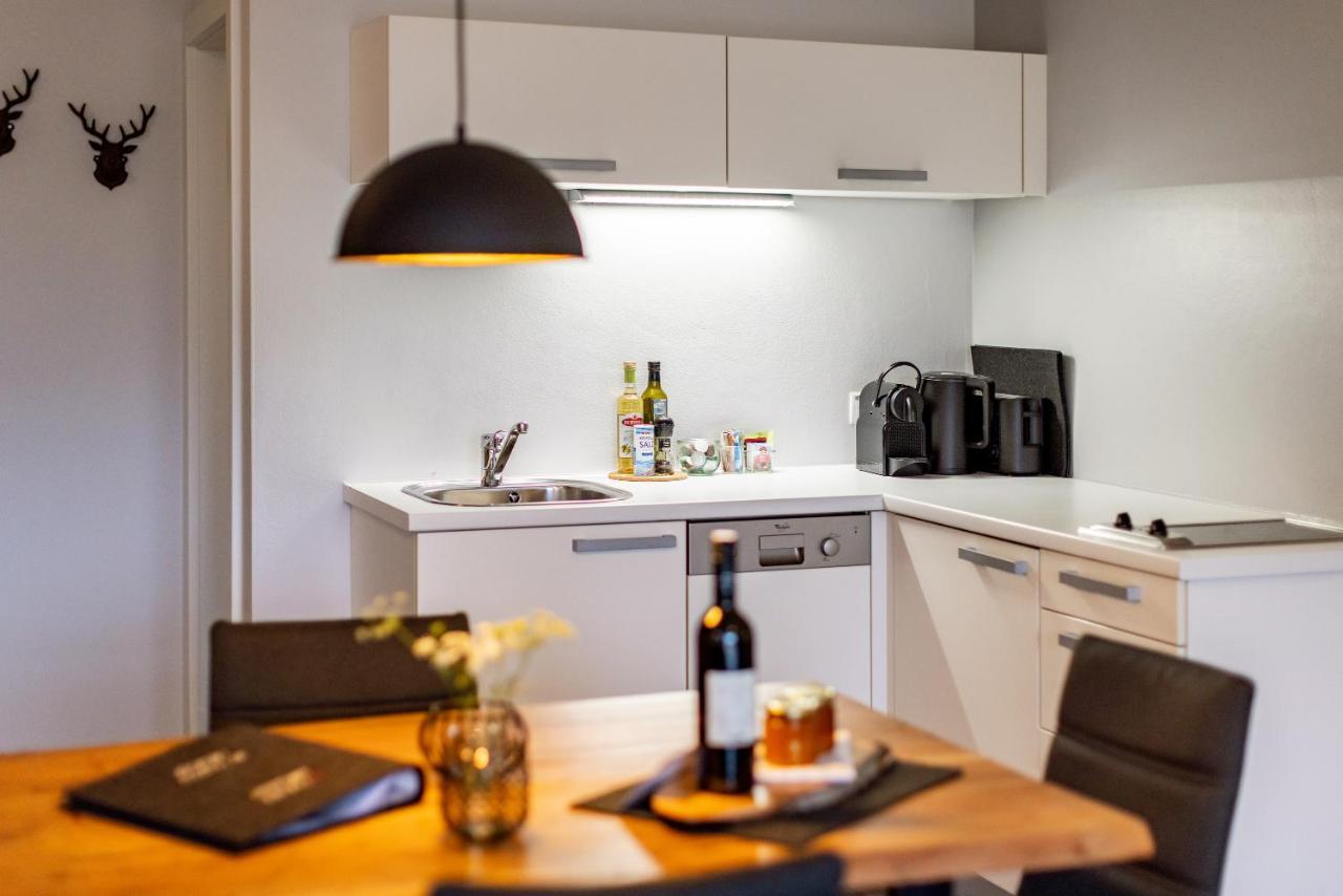 Der Sonnberg Alpinlodges - Apartments Mit Seeblick, Privater Sauna Und Self Check-In Zell am See Exteriör bild