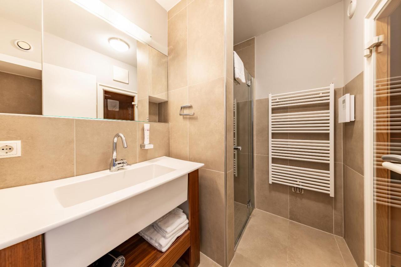 Der Sonnberg Alpinlodges - Apartments Mit Seeblick, Privater Sauna Und Self Check-In Zell am See Exteriör bild