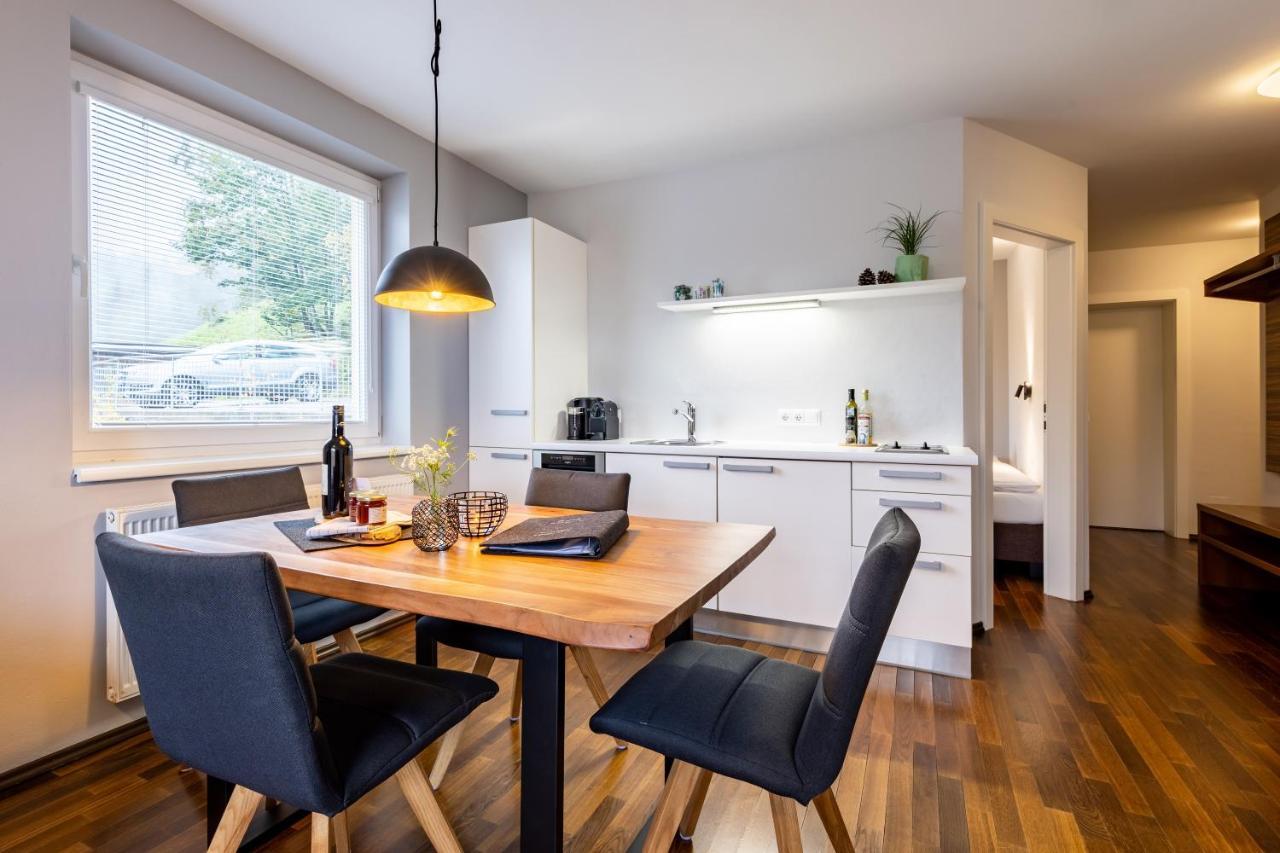 Der Sonnberg Alpinlodges - Apartments Mit Seeblick, Privater Sauna Und Self Check-In Zell am See Exteriör bild